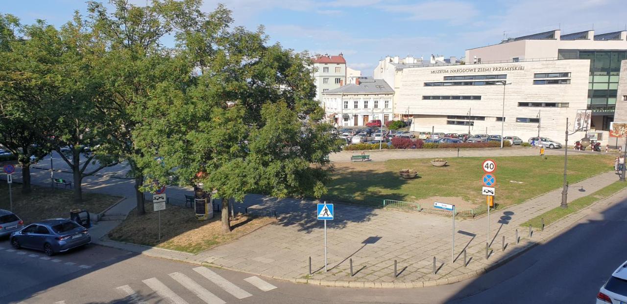 Apartamenty Rynek R Przemyśl Esterno foto